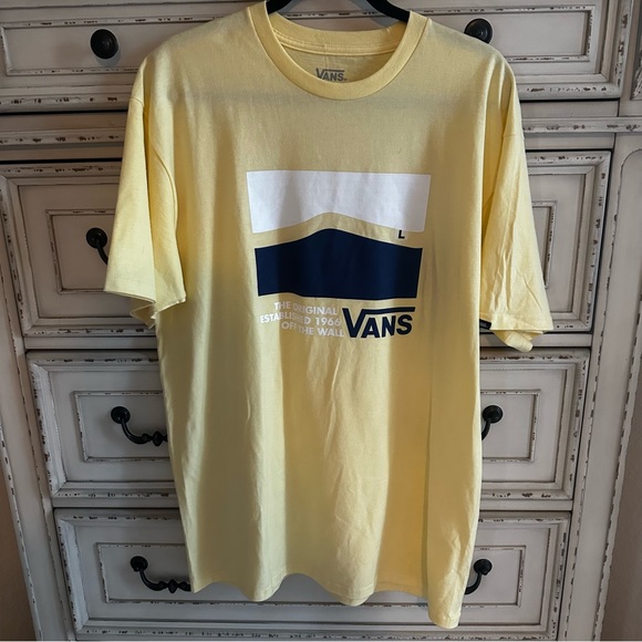 NWT ORIGINAL VANS MENS TEE SHIRT - Picture 1 of 2